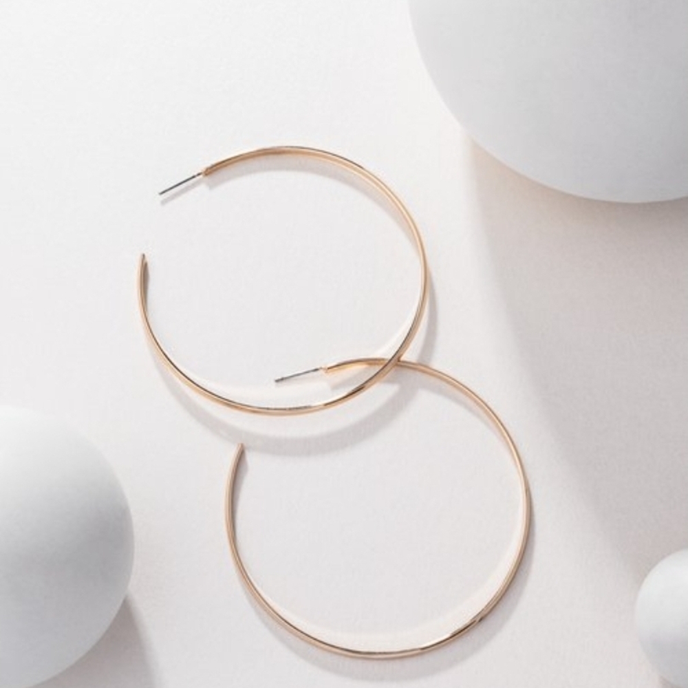 Basic Bombshell HOOPS - Picture 3 of 4